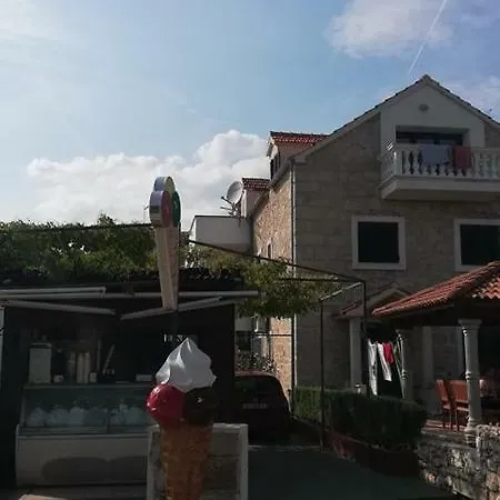 Tonka&mario Guest house Vodice